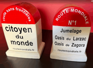 bornes de la route mondiale collection 15 cm